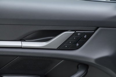 2026 Porsche Taycan 4