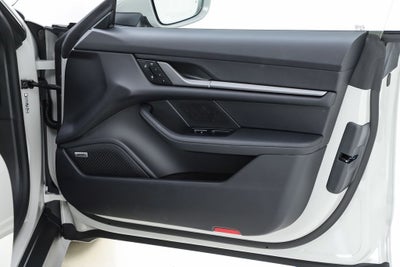 2026 Porsche Taycan 4