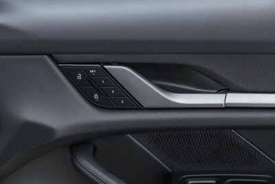 2026 Porsche Taycan 4