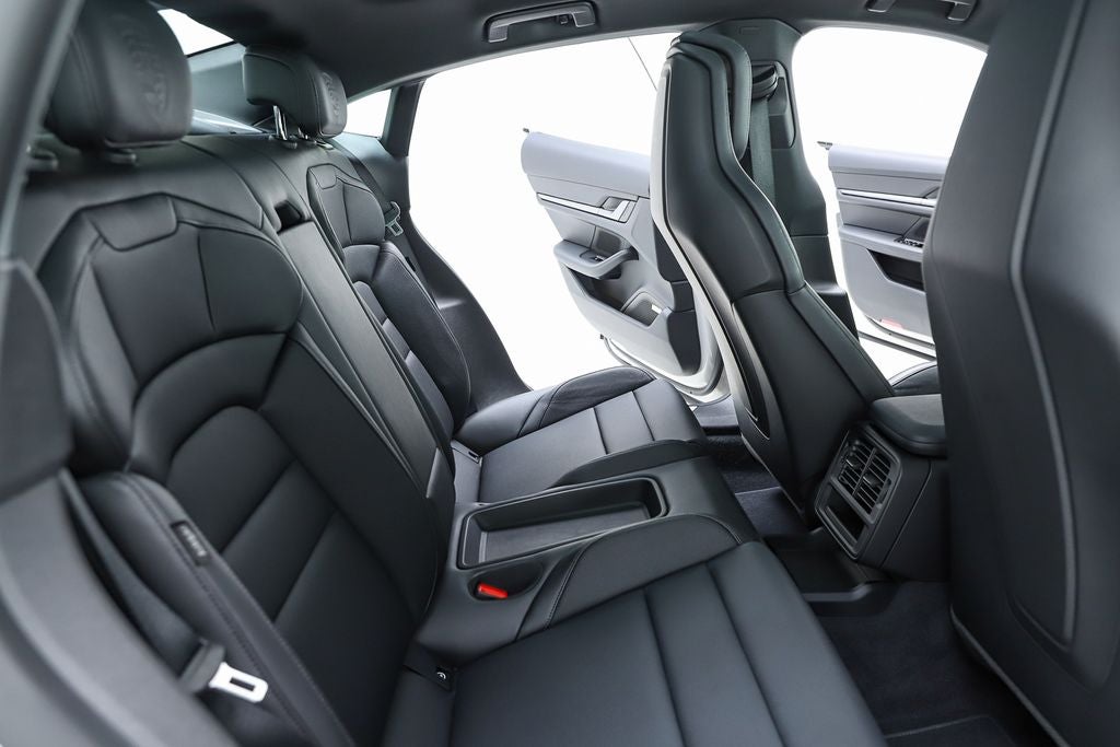 2026 Porsche Taycan 4