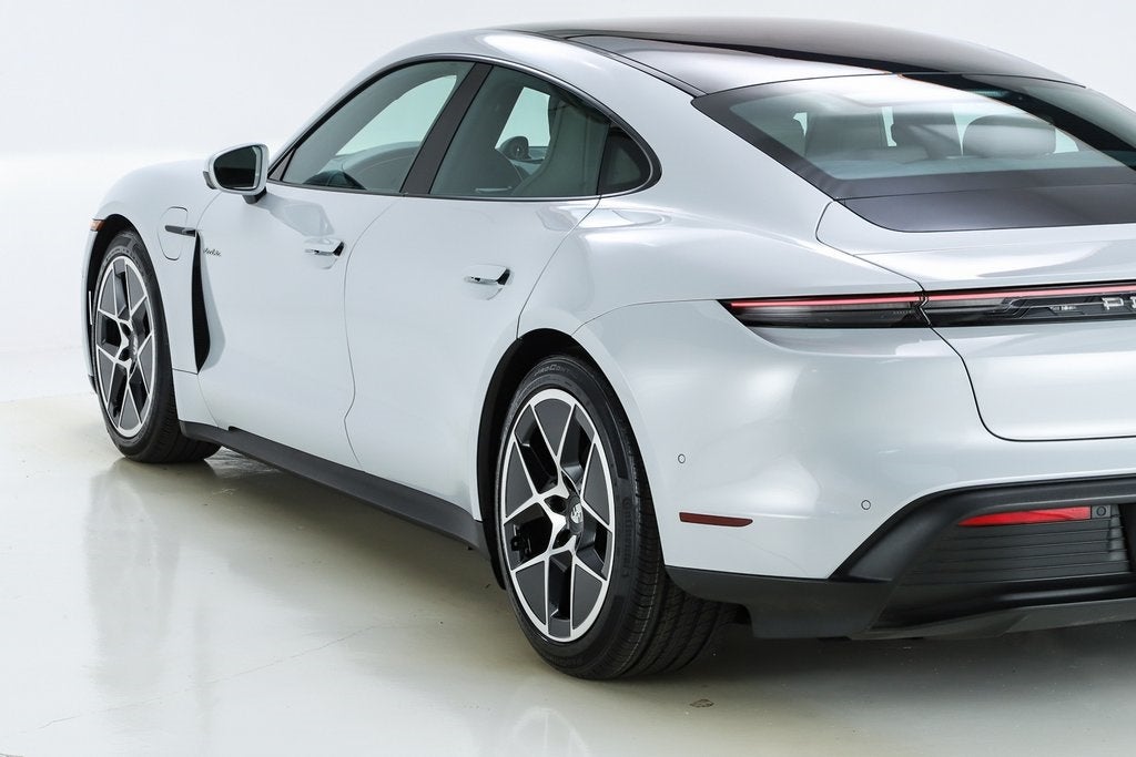 2025 Porsche Taycan Base