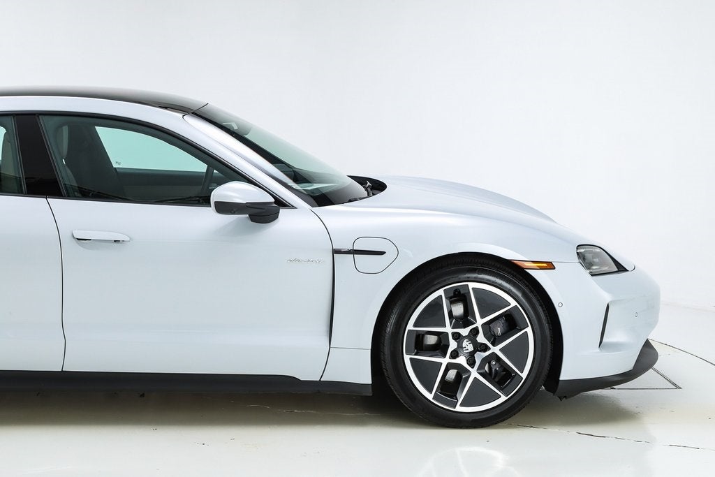 2025 Porsche Taycan Base