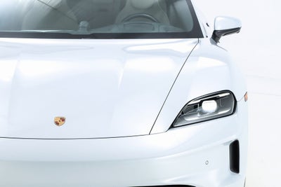 2025 Porsche Taycan Base