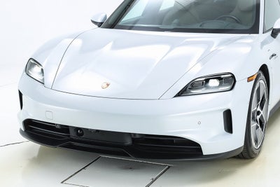 2025 Porsche Taycan Base