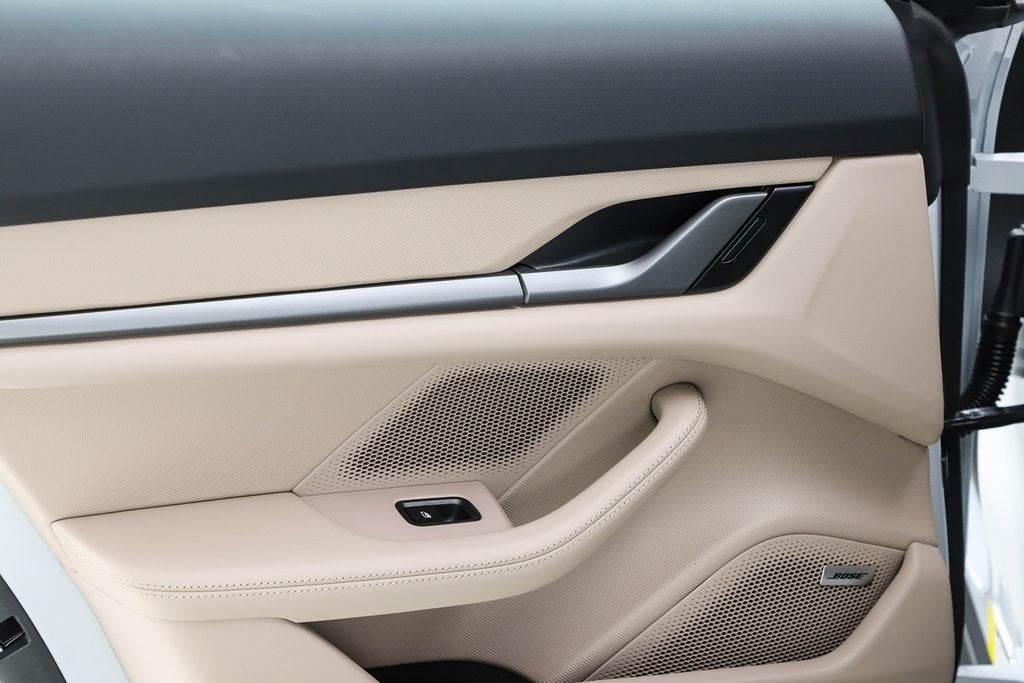 2025 Porsche Taycan Base