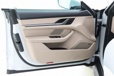 2025 Porsche Taycan Base