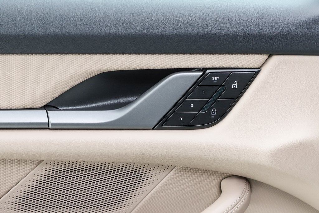 2025 Porsche Taycan Base