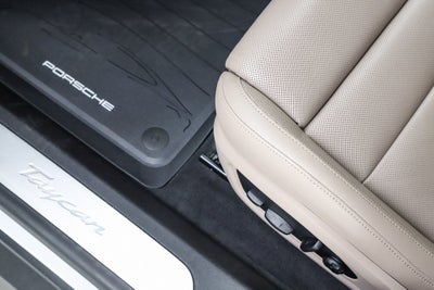 2025 Porsche Taycan Base