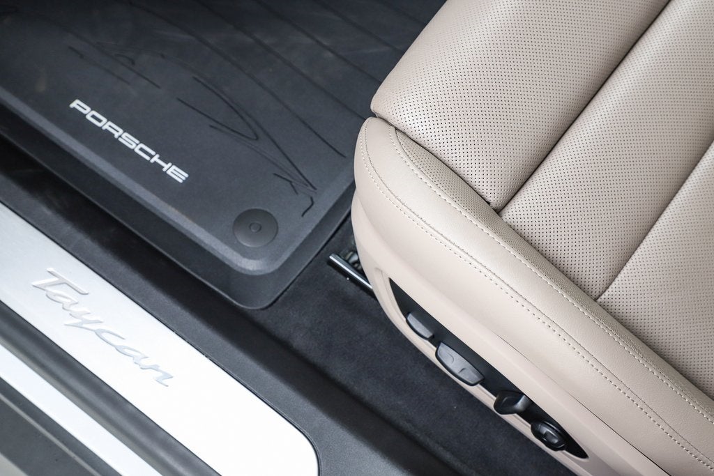 2025 Porsche Taycan Base