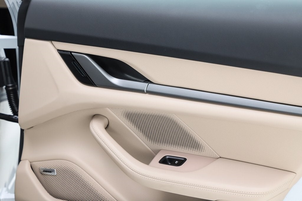 2025 Porsche Taycan Base