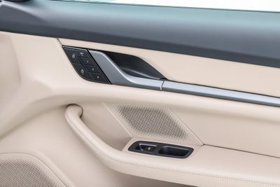 2025 Porsche Taycan Base