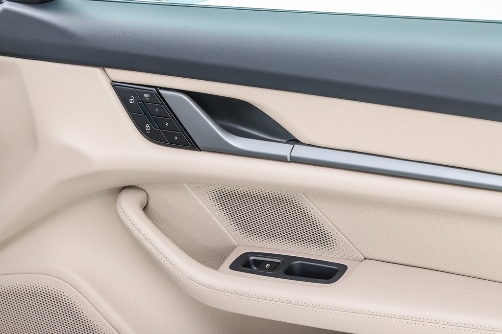 2025 Porsche Taycan Base