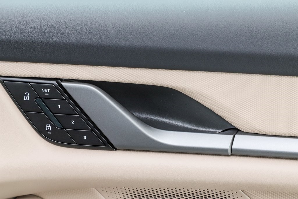 2025 Porsche Taycan Base