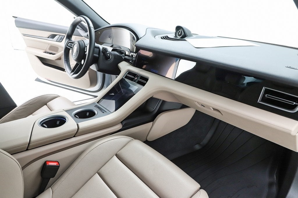 2025 Porsche Taycan Base