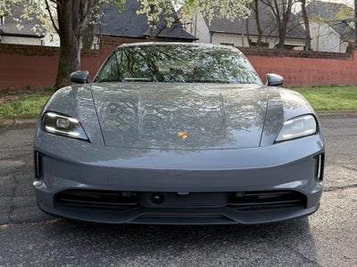 2025 Porsche Taycan 4