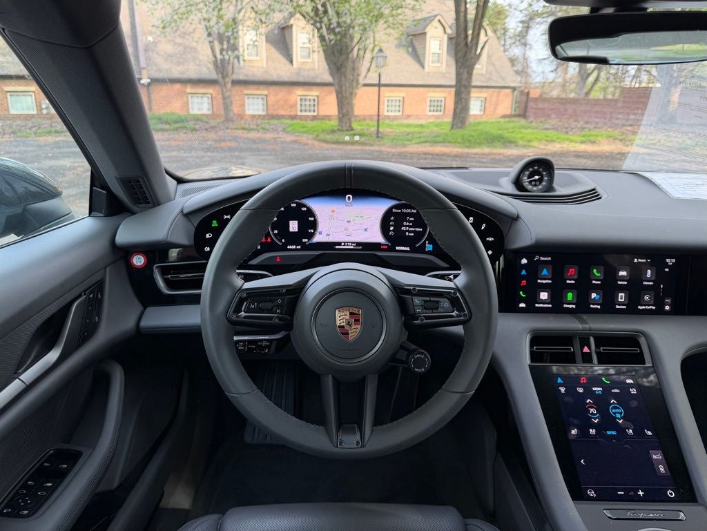 2025 Porsche Taycan 4