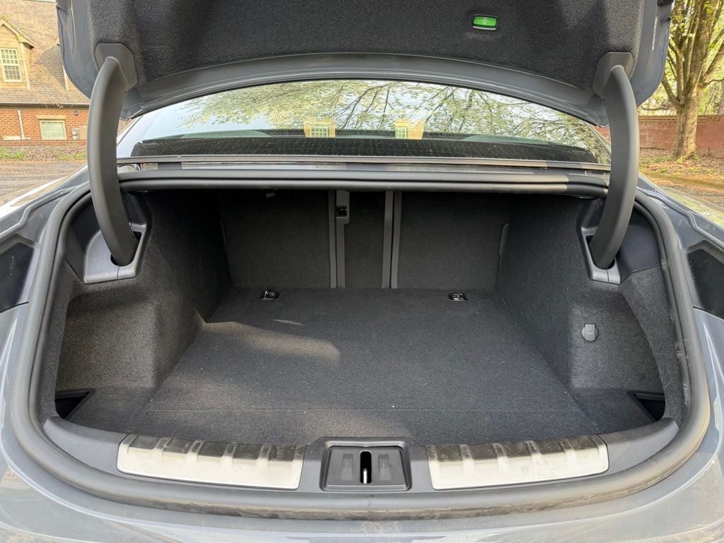 2025 Porsche Taycan 4