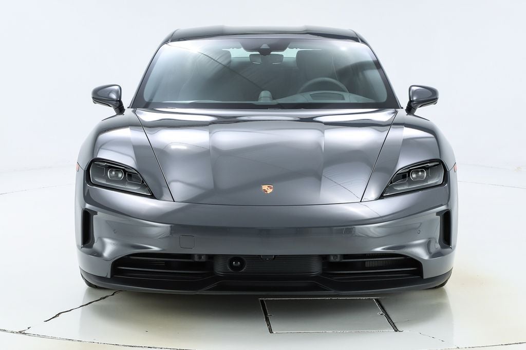 2025 Porsche Taycan 4
