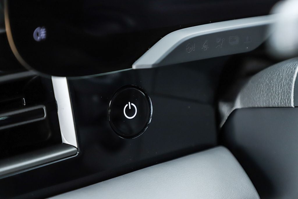 2025 Porsche Taycan 4