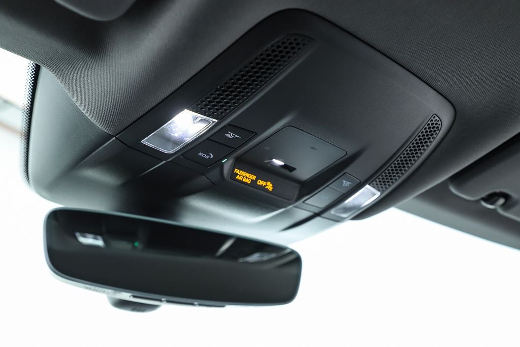 2025 Porsche Taycan 4