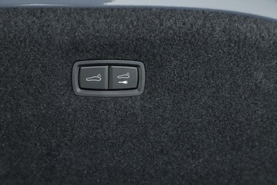 2025 Porsche Taycan 4