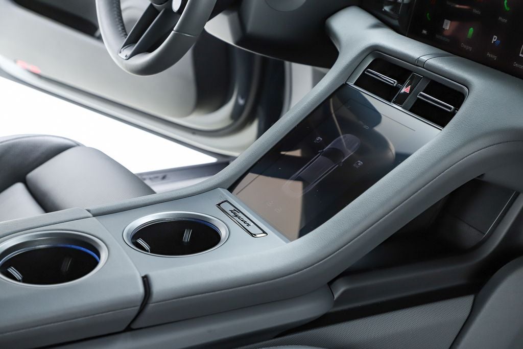 2025 Porsche Taycan 4