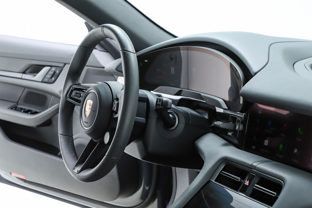 2025 Porsche Taycan 4