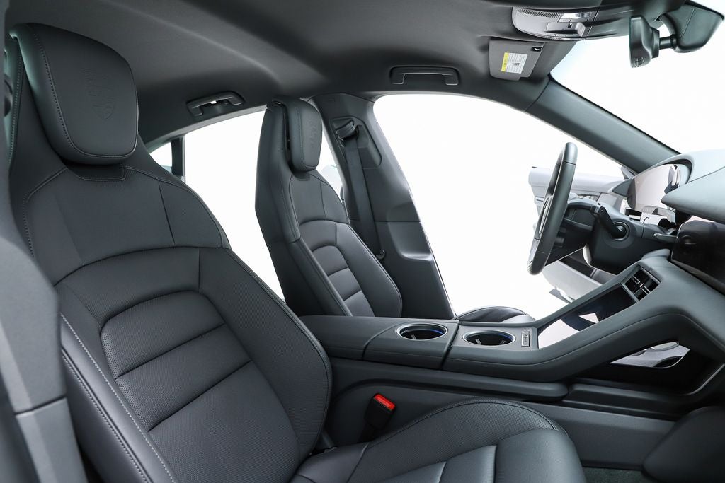 2025 Porsche Taycan 4