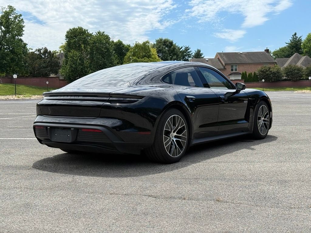 2026 Porsche Taycan 4