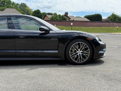 2026 Porsche Taycan 4