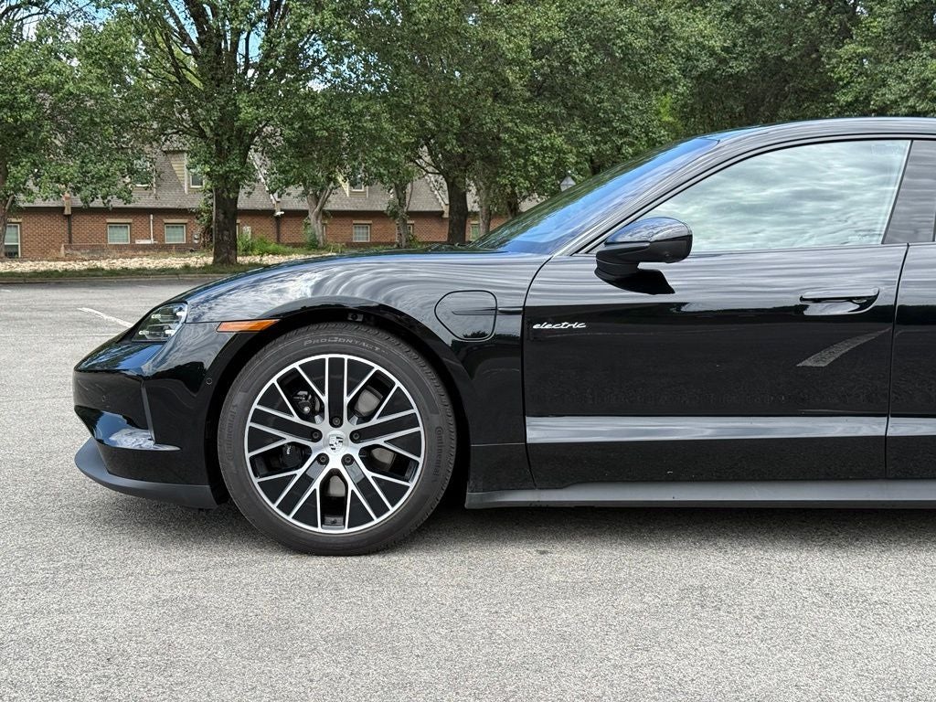 2026 Porsche Taycan 4