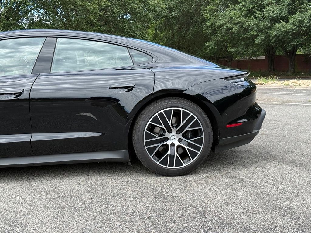 2026 Porsche Taycan 4