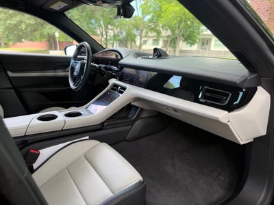 2026 Porsche Taycan 4