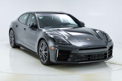 2025 Porsche Panamera 4