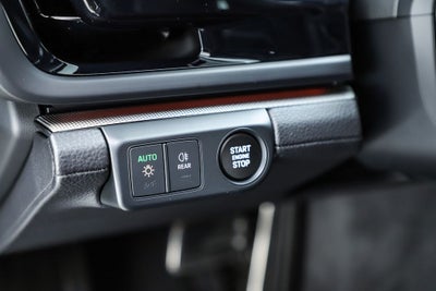 2025 Porsche Panamera 4