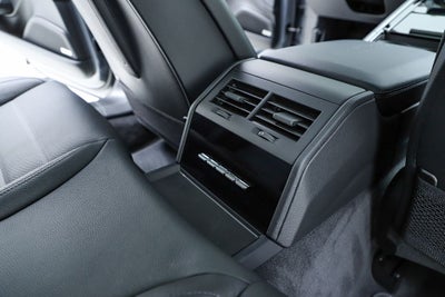 2025 Porsche Panamera 4