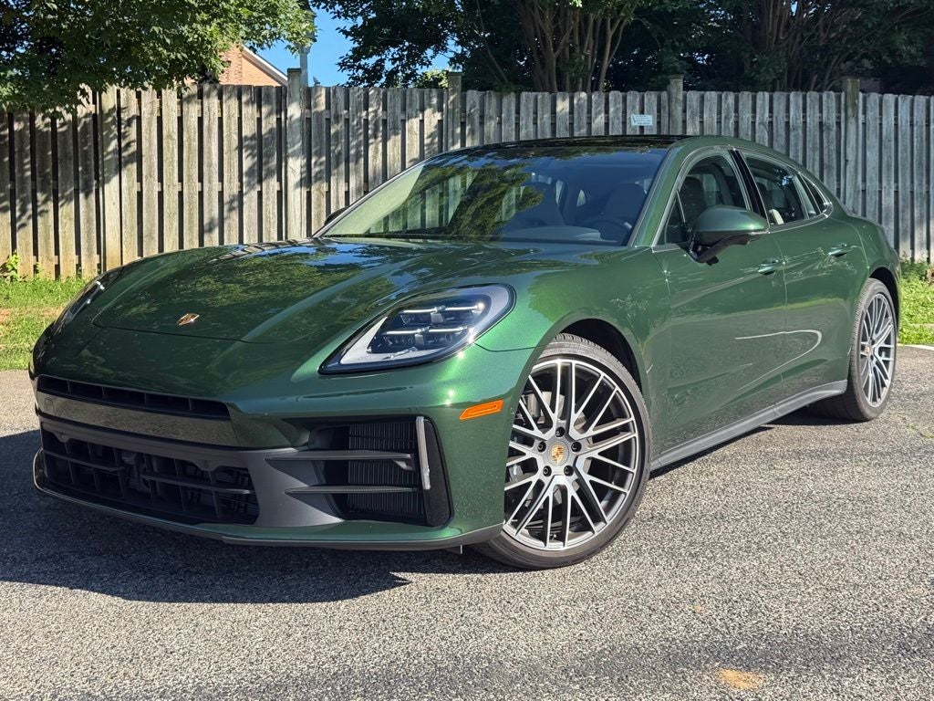 2025 Porsche Panamera 4