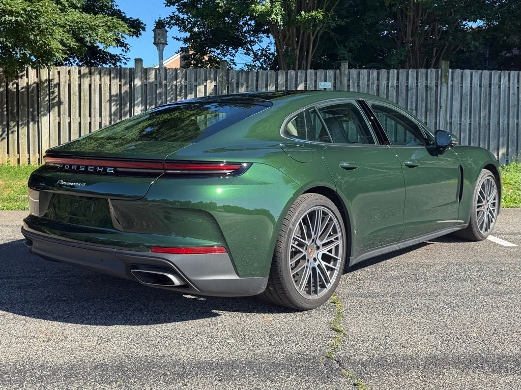 2025 Porsche Panamera 4