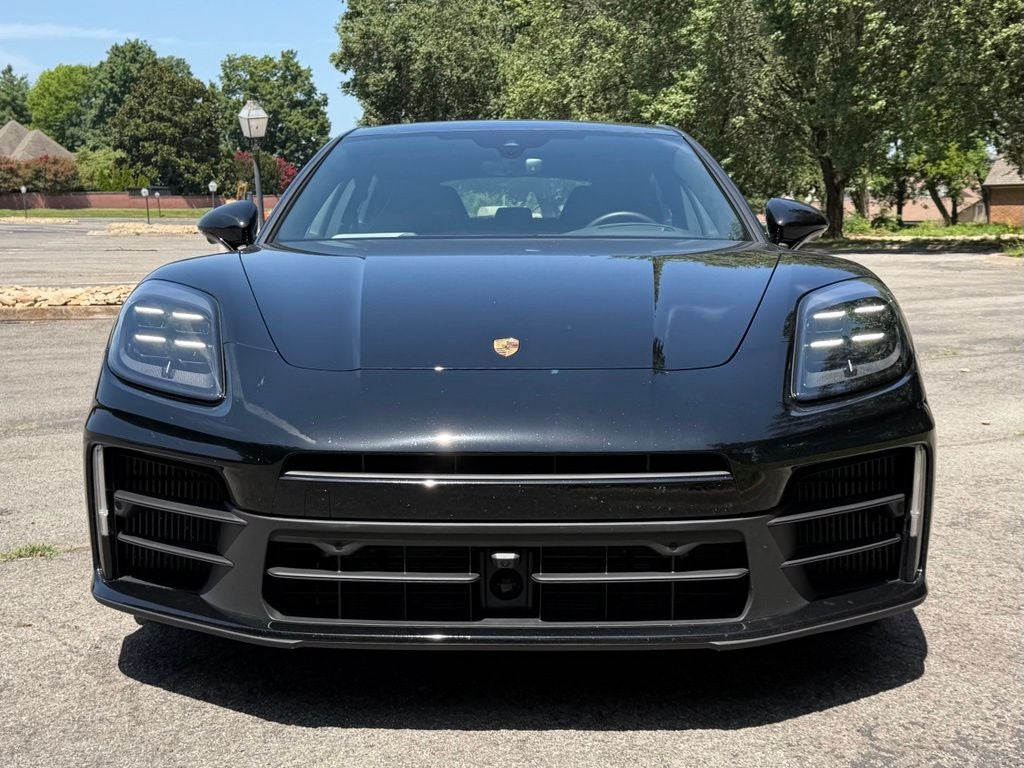 2026 Porsche Panamera 4