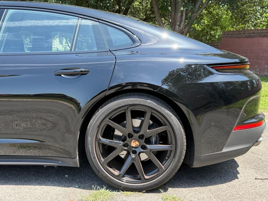 2026 Porsche Panamera 4