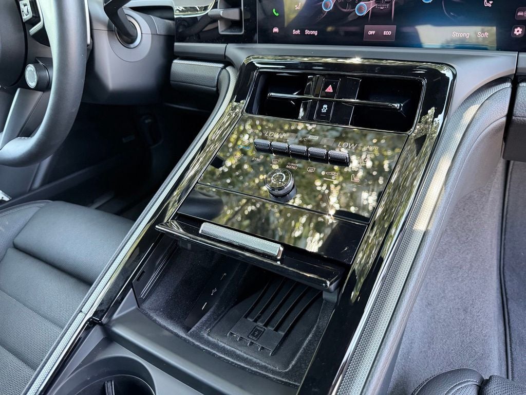 2026 Porsche Panamera 4