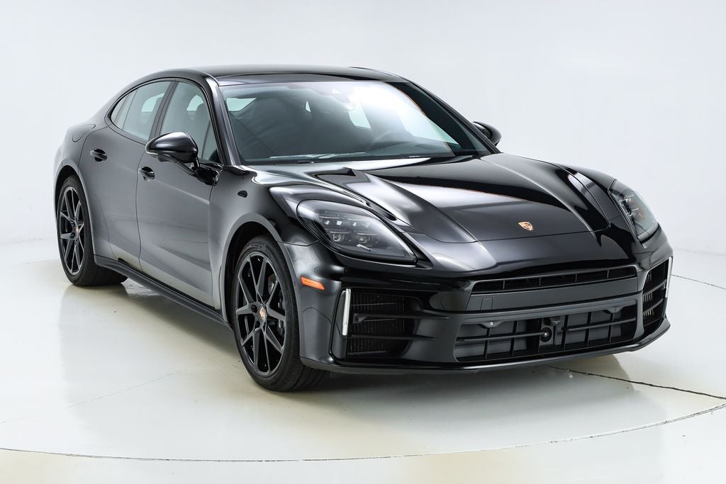 2026 Porsche Panamera 4