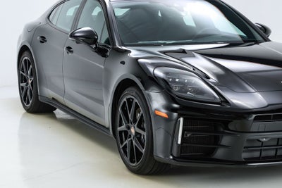 2026 Porsche Panamera 4