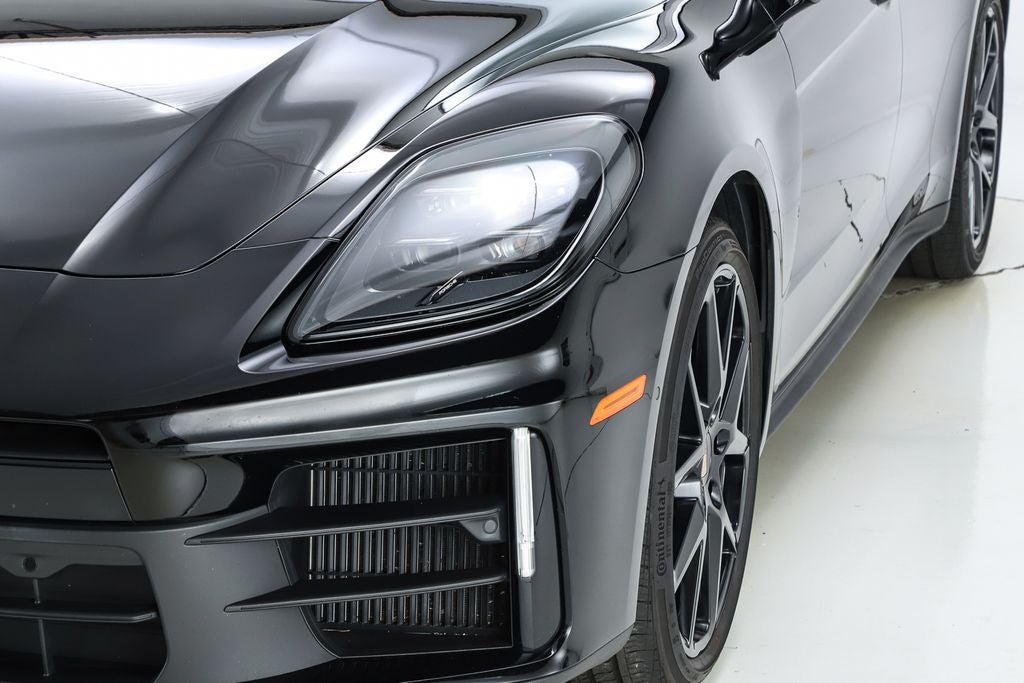 2026 Porsche Panamera 4