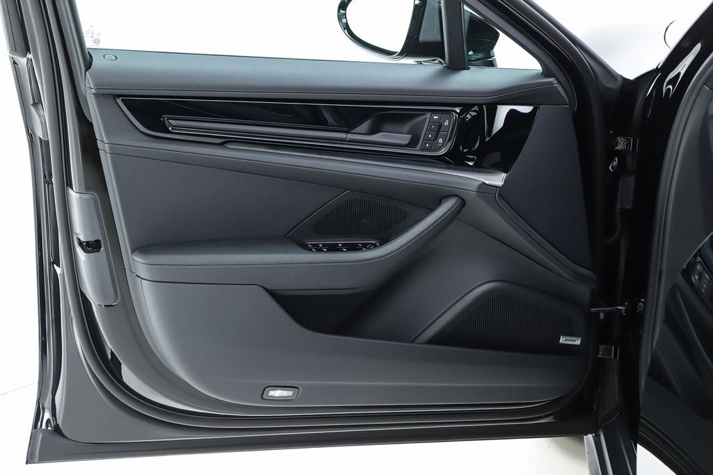 2026 Porsche Panamera 4