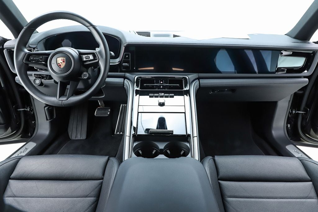2026 Porsche Panamera 4