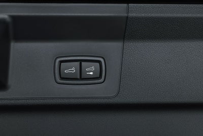 2026 Porsche Panamera 4