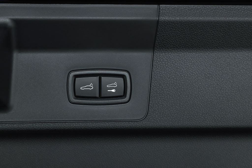 2026 Porsche Panamera 4