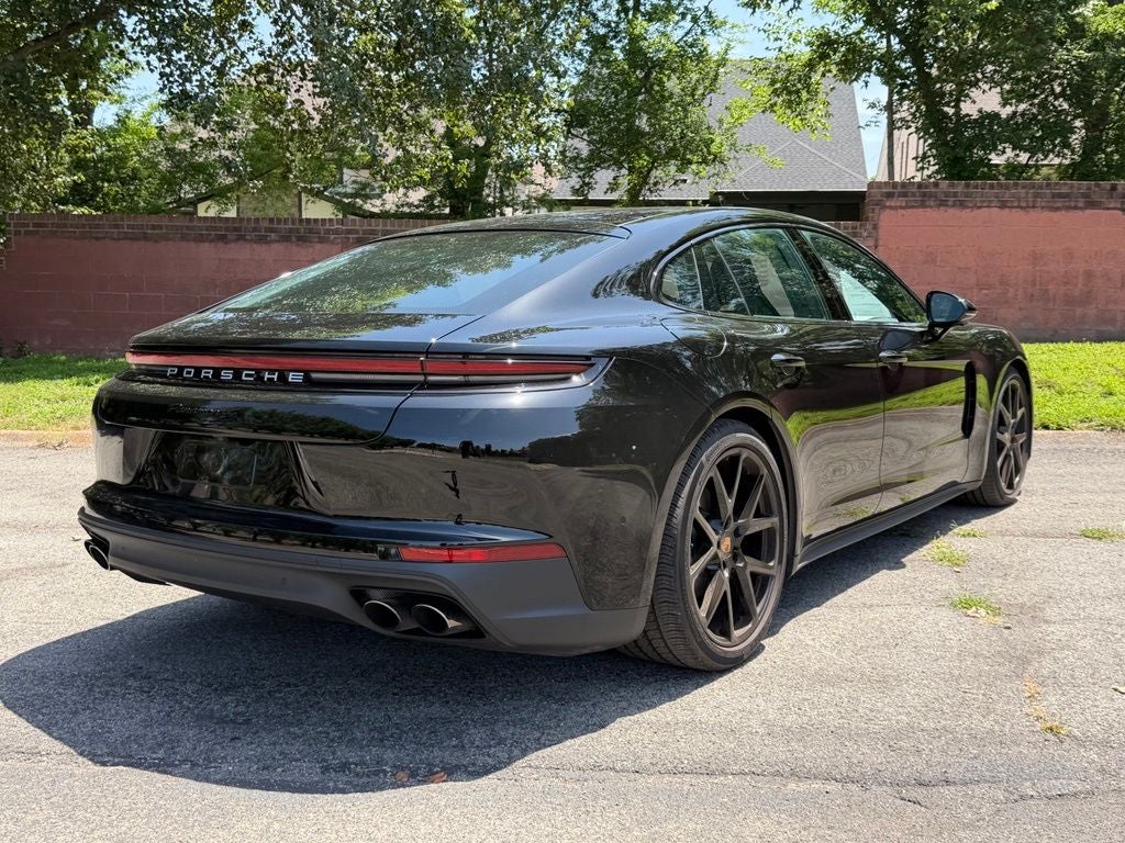 2026 Porsche Panamera 4