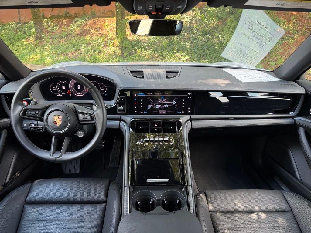2025 Porsche Panamera 4